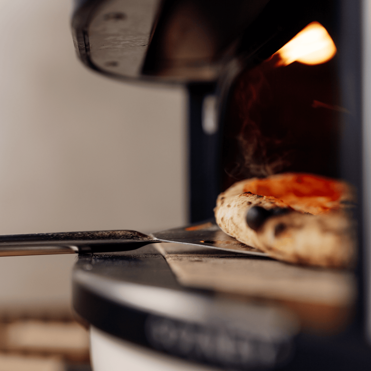Balance Turning Peel - Pizza Solutions